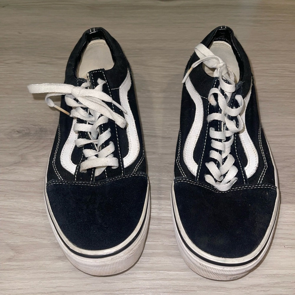 Black Vans